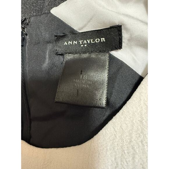 Ann Taylor Gray and White Sleeveless Midi Shift Dress - Size 18 - Picture 2 of 6
